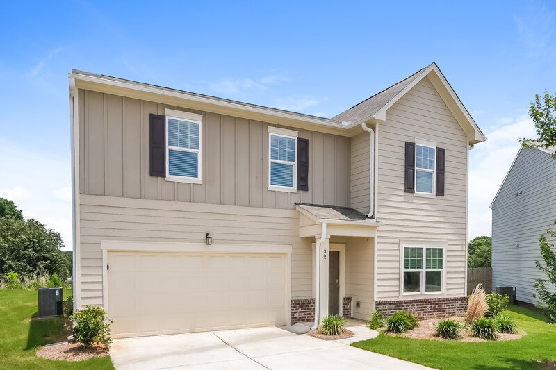 2,040/Mo, 367 Greenwalk Place Hoschton, GA 30548 Front View