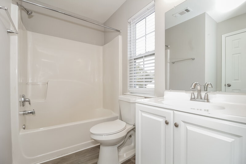 2,120/Mo, 7781 Parkside Dr Lithia Springs, GA 30122 Bathroom View