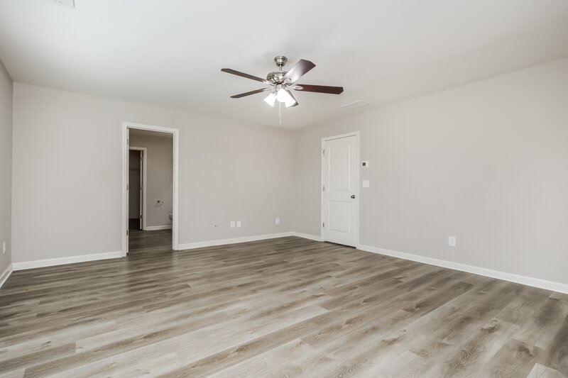 2,265/Mo, 1069 Coldwater Dr Griffin, GA 30224 Main Bedroom View 2