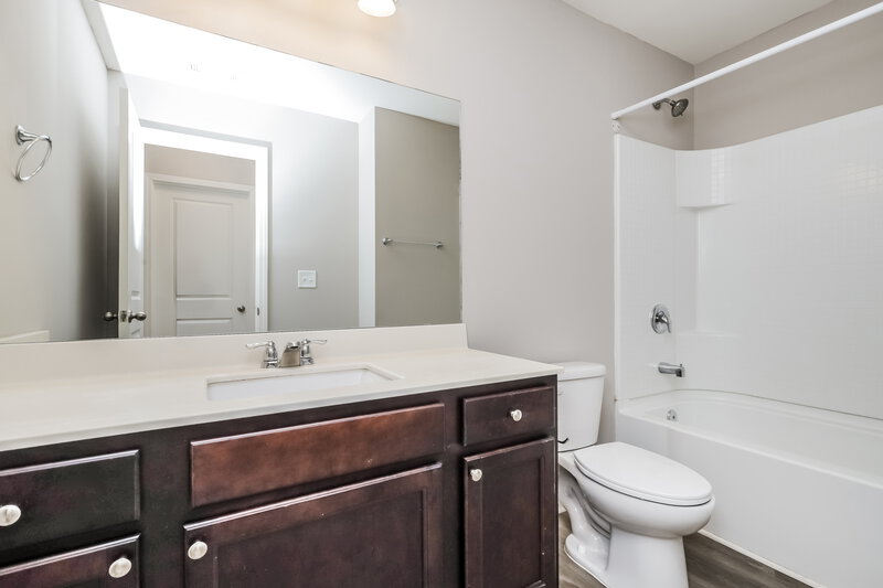 2,265/Mo, 1069 Coldwater Dr Griffin, GA 30224 Bathroom View