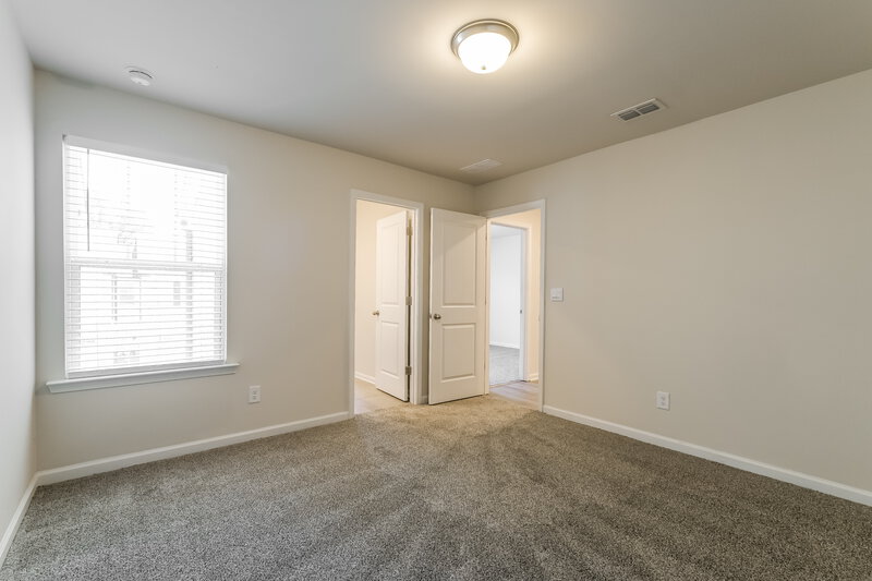 2,480/Mo, 1672 Villageside Ct Lawrenceville, GA 30043 Bedroom View 2