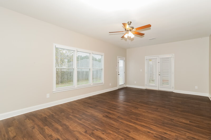 1,760/Mo, 45 Celtic Ct Adairsville, GA 30103 Living Room View