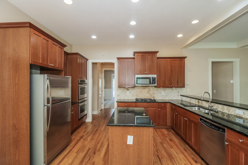 2,845/Mo, 129 Stargaze Rdg Canton, GA 30114 Kitchen View