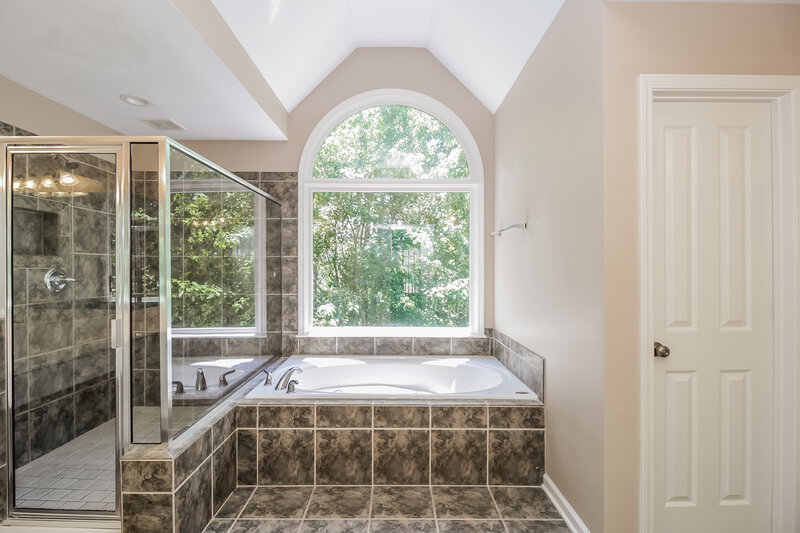 2,845/Mo, 129 Stargaze Rdg Canton, GA 30114 Main Bathroom View