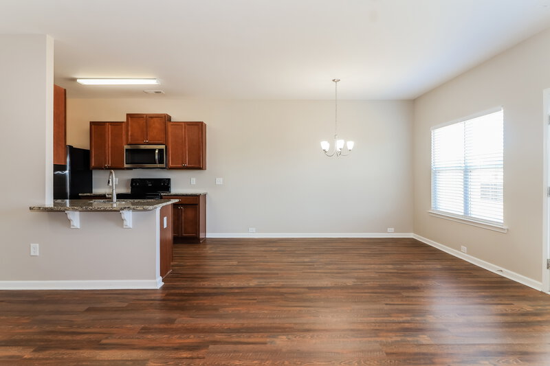 1,735/Mo, 38 Robin Rd Adairsville, GA 30103 Dining Room View