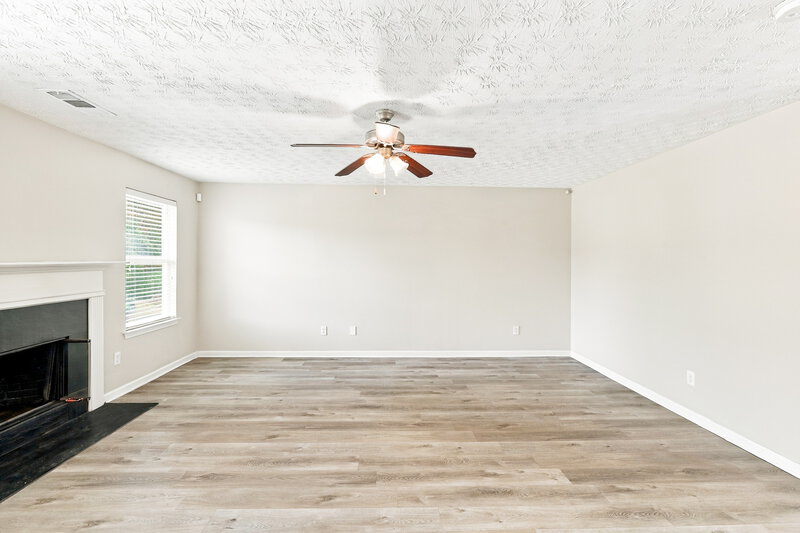 2,485/Mo, 3750 Georgia Dr Douglasville, GA 30135 Living Room View