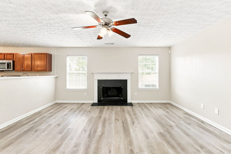 2,485/Mo, 3750 Georgia Dr Douglasville, GA 30135 Living Room View 2