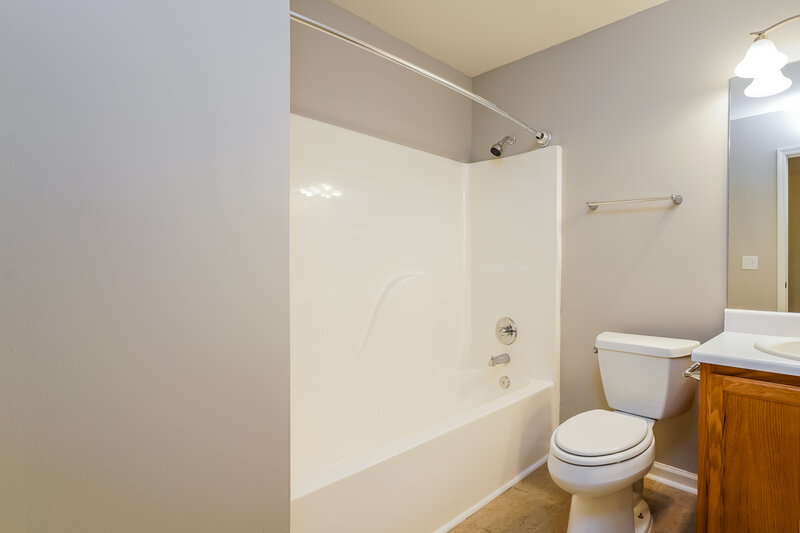 2,115/Mo, 4010 Rhinehart Ct Austell, GA 30106 Bathroom View 2