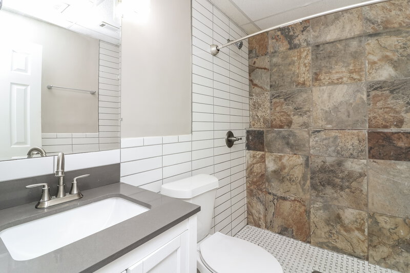 1,995/Mo, 2959 Jamey Ln Douglasville, GA 30135 Bathroom View 2