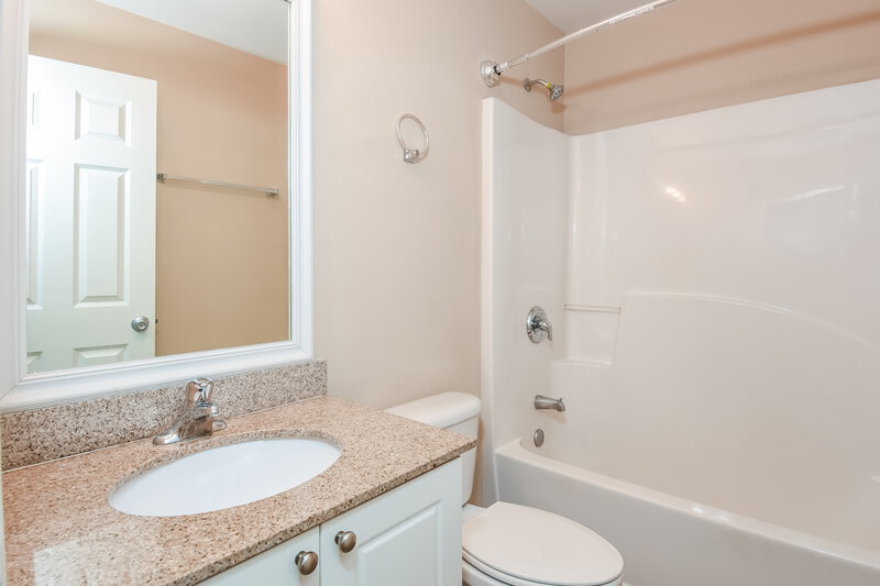 3,630/Mo, 410 Deepstream Crossing Canton, GA 30115 Bathroom View