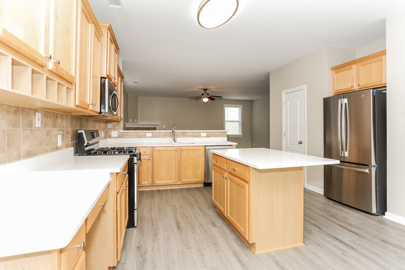 2,895/Mo, 2444 McIntosh Dr Locust Grove, GA 30248 Kitchen View 2
