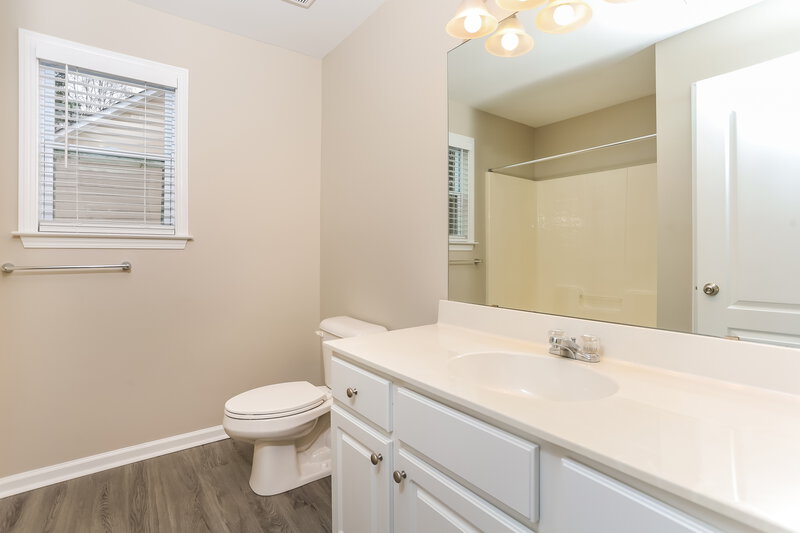 2,895/Mo, 2444 McIntosh Dr Locust Grove, GA 30248 Main Bathroom View