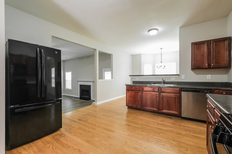 2,480/Mo, 1260 Red Cedar Trl Suwanee, GA 30024 Kitchen View