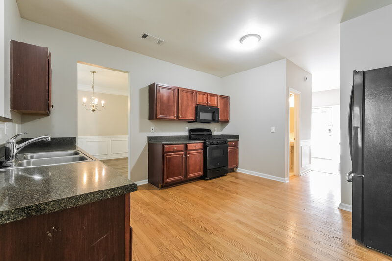 2,480/Mo, 1260 Red Cedar Trl Suwanee, GA 30024 Kitchen View 2