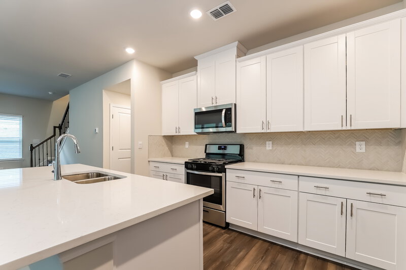 2,385/Mo, 278 Magnolia Drive Dawsonville, GA 30534 Kitchen View 2