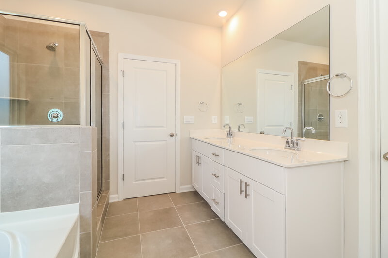 3,520/Mo, 376 Magnolia Drive Dawsonville, GA 30534 Main Bathroom View