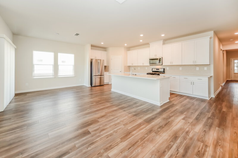 2,500/Mo, 5813 Hackberry Ln Braselton, GA 30517 Living Room View