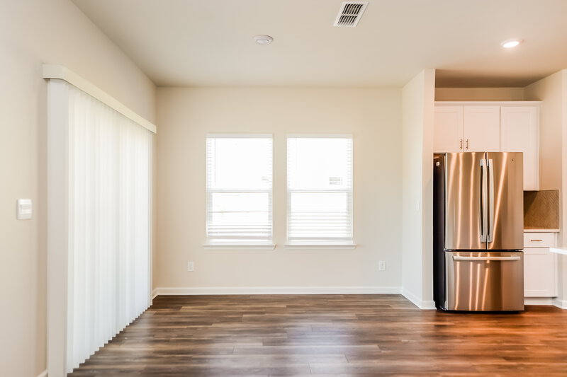 2,500/Mo, 5813 Hackberry Ln Braselton, GA 30517 Dining Room View