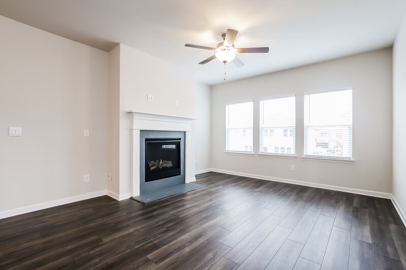 2,425/Mo, 5841 Hackberry Ln Braselton, GA 30517 Living Room View