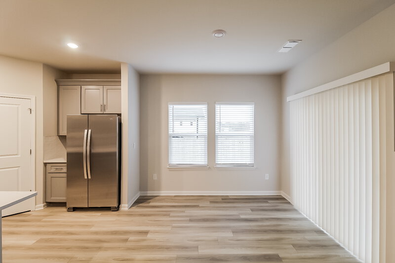 2,625/Mo, 5842 Union Grove Dr Braselton, GA 30517 Dining Room View