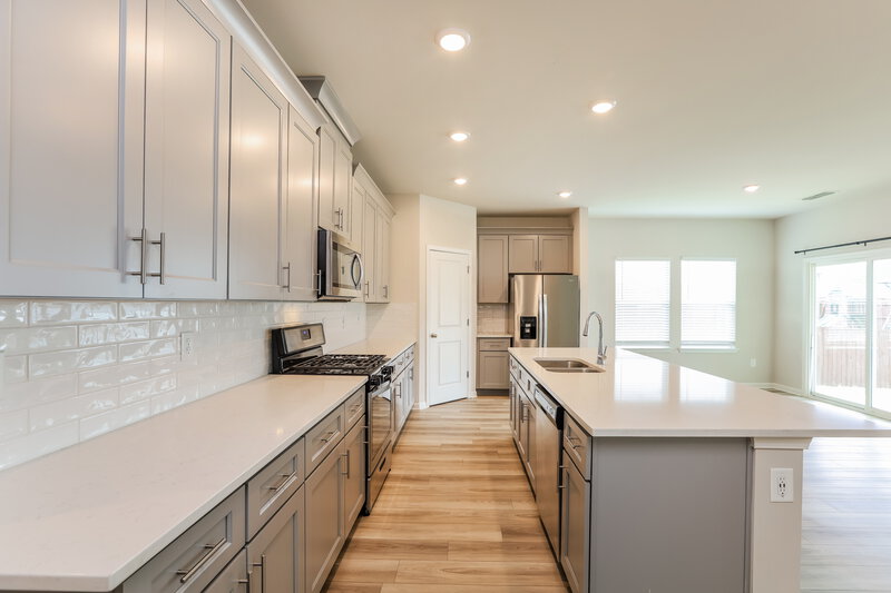 2,740/Mo, 5842 Union Grove Dr Braselton, GA 30517 Kitchen View