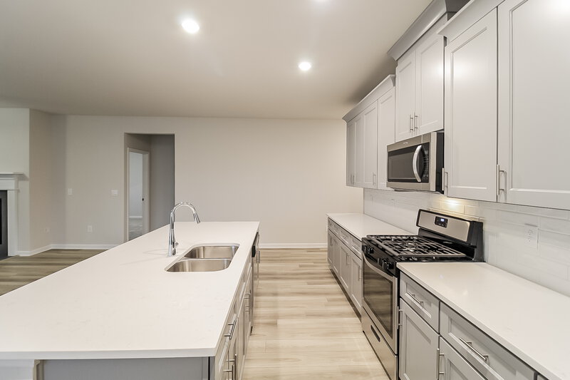 2,625/Mo, 5842 Union Grove Dr Braselton, GA 30517 Kitchen View 3