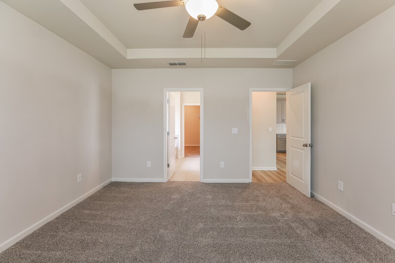 2,740/Mo, 5842 Union Grove Dr Braselton, GA 30517 Main Bedroom View 2
