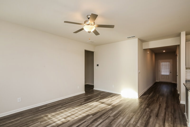 2,755/Mo, 5856 Hackberry Ln Braselton, GA 30517 Living Room View