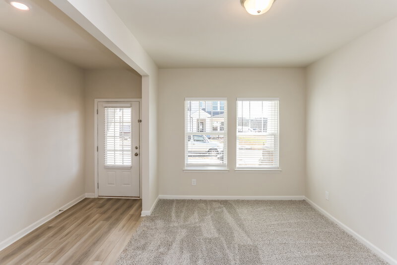 2,480/Mo, 5862 Union Grove Dr Braselton, GA 30517 Sitting Room View