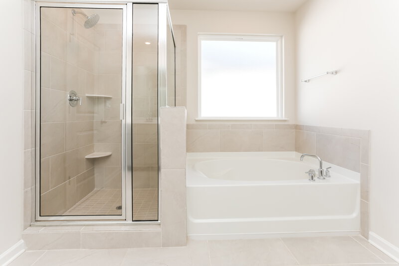 2,480/Mo, 5862 Union Grove Dr Braselton, GA 30517 Main Bathroom View 2