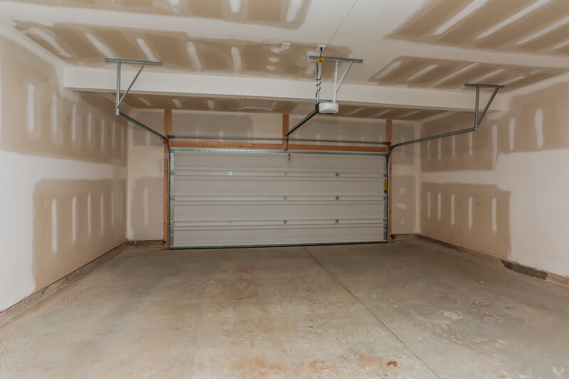 2,480/Mo, 5862 Union Grove Dr Braselton, GA 30517 Garage View