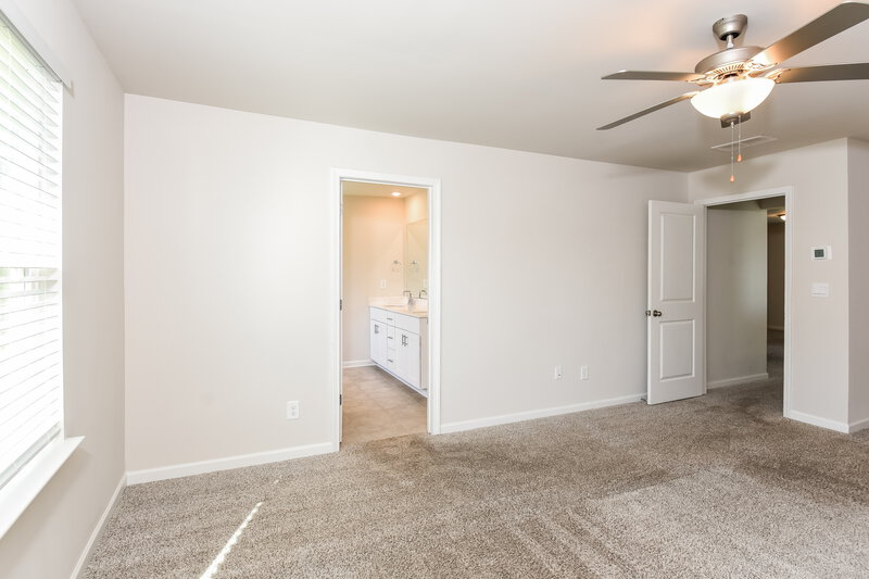 2,565/Mo, 6075 Hickory Creek Ct Braselton, GA 30517 Main Bedroom View 2