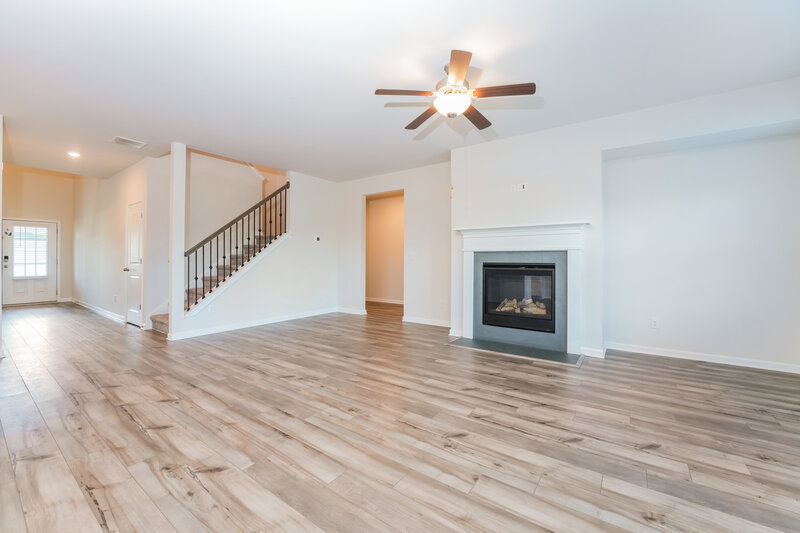 2,590/Mo, 780 Sara Meadow Rd Loganville, GA 30052 Living Room View