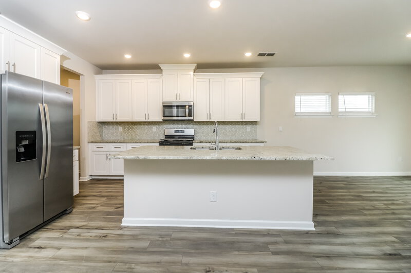 2,840/Mo, 882 Milo Bay St Loganville, GA 30052 Kitchen View 3