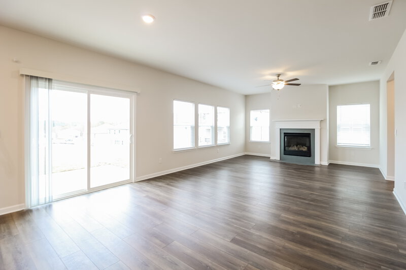 2,595/Mo, 892 Milo Bay St Loganville, GA 30052 Living Room View
