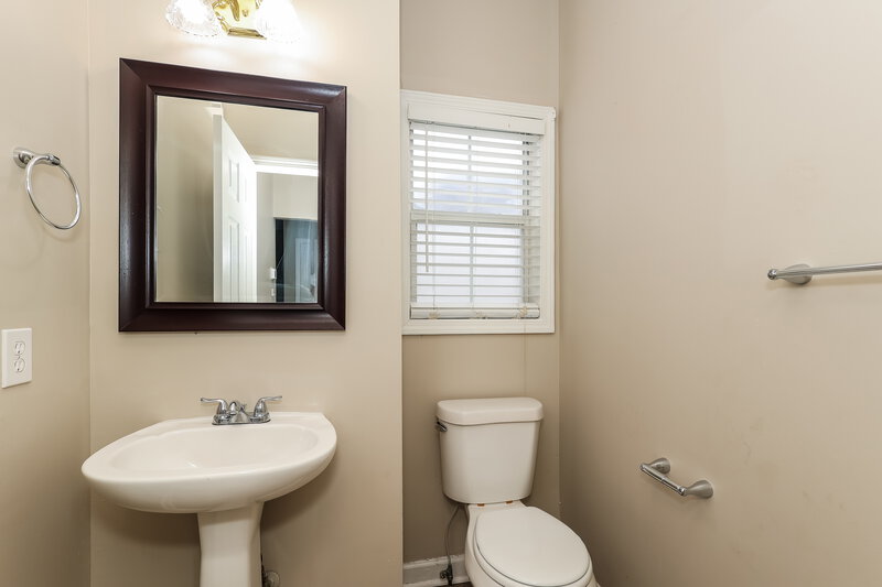 2,445/Mo, 115 Stratmore Pl Stockbridge, GA 30281 Bathroom View 3