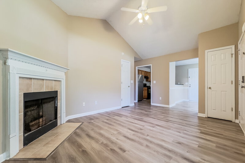 2,620/Mo, 1116 Kramden Ct McDonough, GA 30252 Living Room View 2