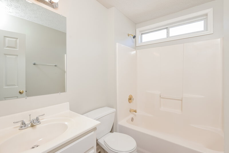 3,010/Mo, 1530 Bramlett Forest Trl Lawrenceville, GA 30045 Bathroom View