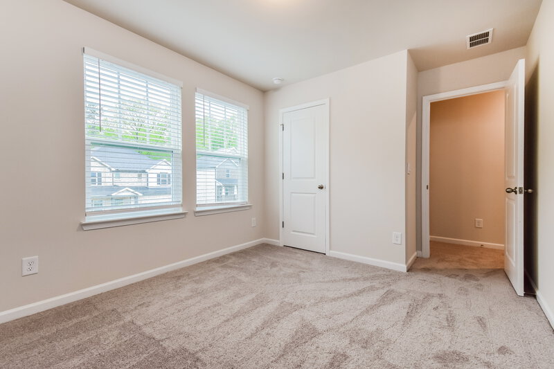 2,040/Mo, 466 Magnolia Dr Dawsonville, GA 30534 Bedroom View 4