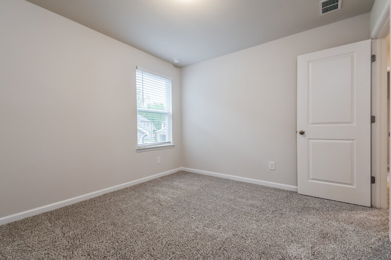 2,490/Mo, 576 Magnolia Dr Dawsonville, GA 30534 Bedroom View 2