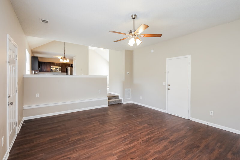 2,040/Mo, 3527 McIntosh Ln Snellville, GA 30039 Living Room View 2