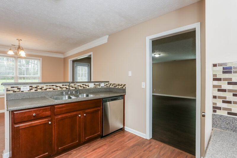 2,160/Mo, 4670 Duval Point Way SW Snellville, GA 30039 Kitchen View