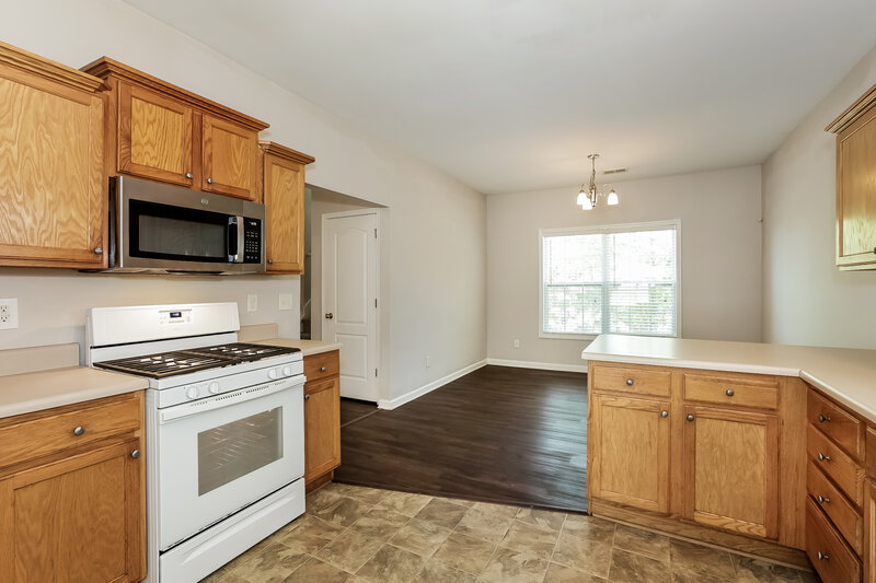 2,125/Mo, 8131 Vincent Mill Dr Douglasville, GA 30134 Kitchen View 2