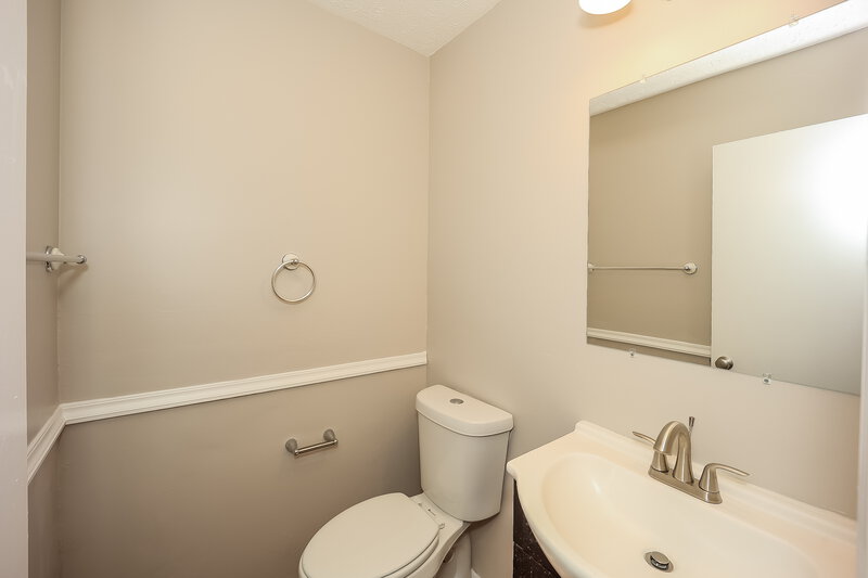 1,885/Mo, 300 Marley Dr South Fulton, GA 30349 Bathroom View 2