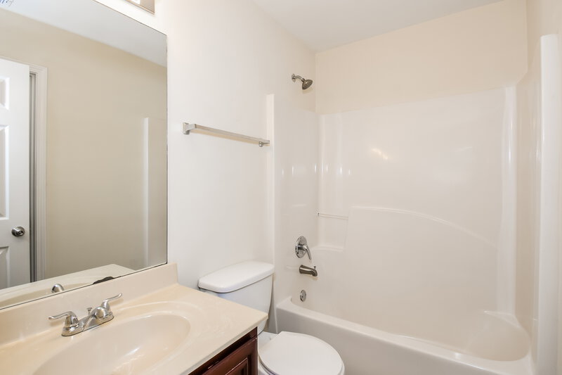 2,845/Mo, 4740 Hopewell Manor Dr Cumming, GA 30040 Bathroom View