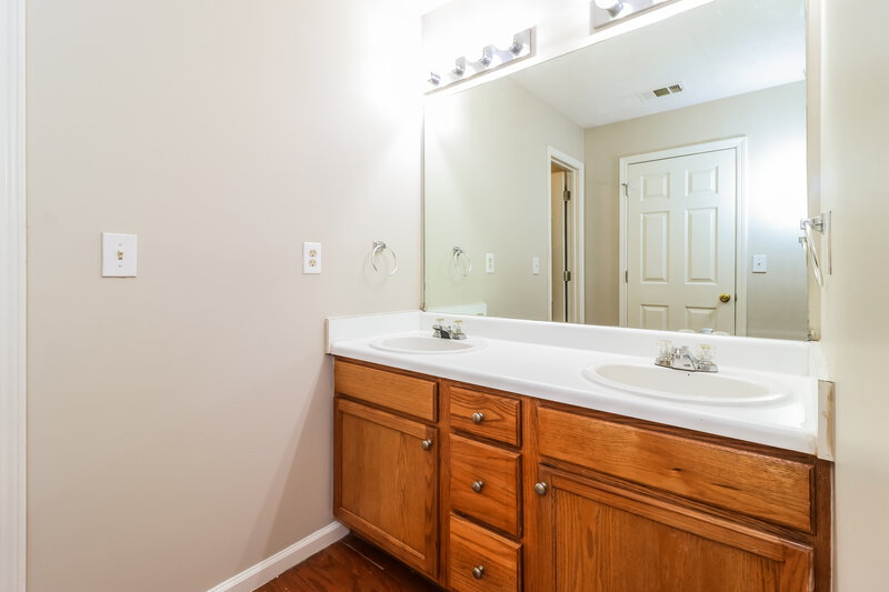 2,050/Mo, 2124 Oakland Spring Dr Snellville, GA 30039 Misc View 8