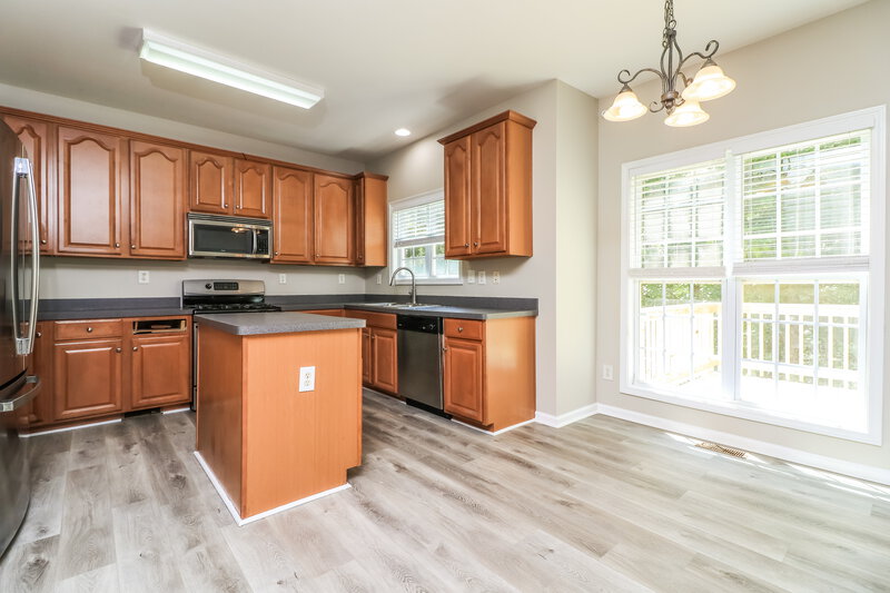 2,965/Mo, 337 Vinings Vintage Cir Mableton, GA 30126 Kitchen View