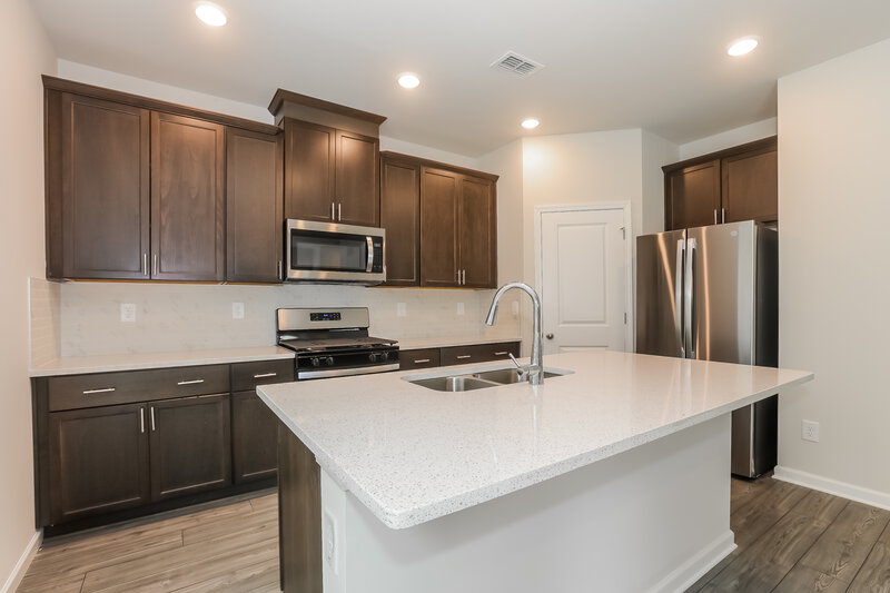 3,230/Mo, 165 Longleaf St Dawsonville, GA 30534 Kitchen View 2