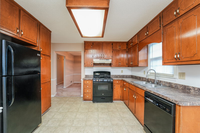 1,755/Mo, 3138 Rock Pine Way Snellville, GA 30078 Kitchen View 2