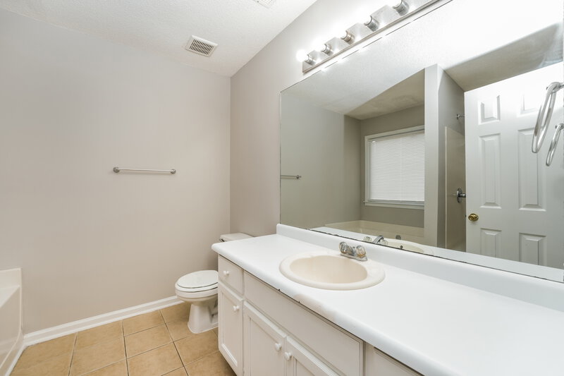 2,590/Mo, 2399 Morning Dew Pl Lawrenceville, GA 30044 Main Bathroom View 2